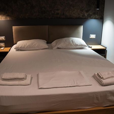 Center Boutique Hotel 地拉那 外观 照片