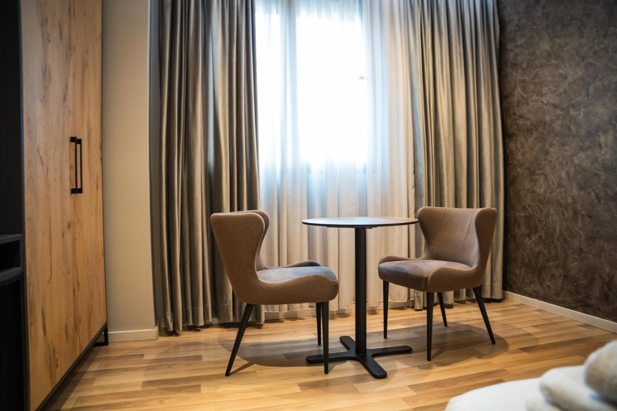 Center Boutique Hotel 地拉那 外观 照片