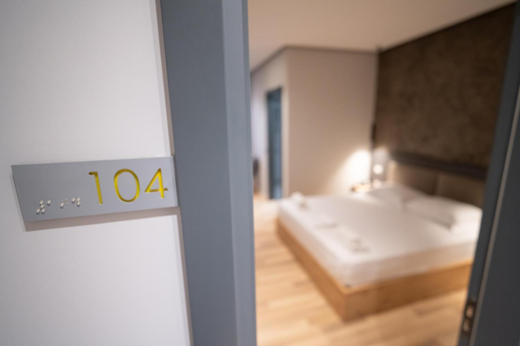 Center Boutique Hotel 地拉那 外观 照片